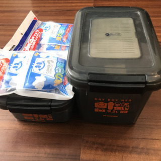 ハクバ　ドライボックス、乾燥剤セット