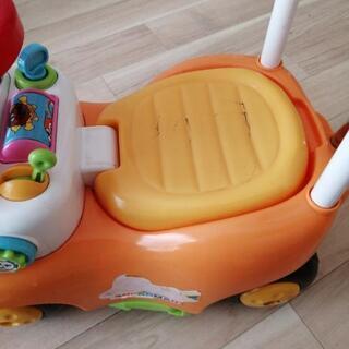 ●アンパンマン●ビジーカーの画像