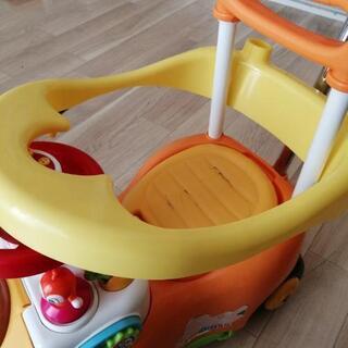 ●アンパンマン●ビジーカーの画像