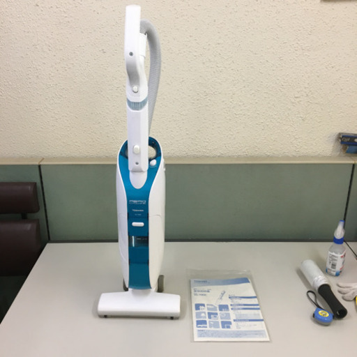 東芝 サイクロン式スティッククリーナー(タービンブラシ) 掃除機 VC-Y80C