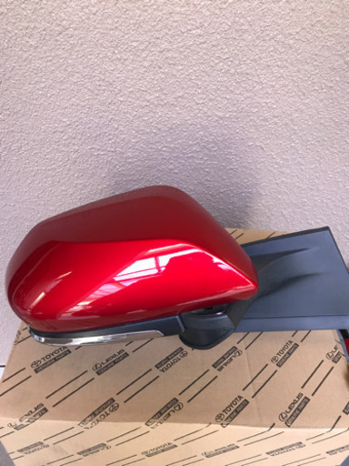 プリウス　右フェンダーミラー