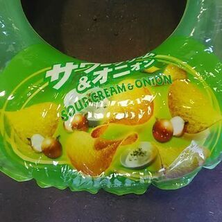 プリングルズ・90㎝一人用浮輪レア物の画像
