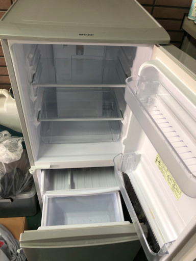 シャープ冷蔵庫　使用日数1週間