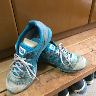 値下げ❗️オニツカタイガージョギングシューズの画像