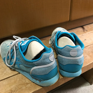 値下げ❗️オニツカタイガージョギングシューズの画像
