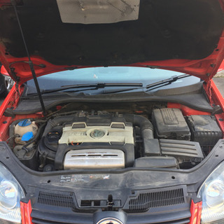 赤のワーゲンゴルフ　の画像