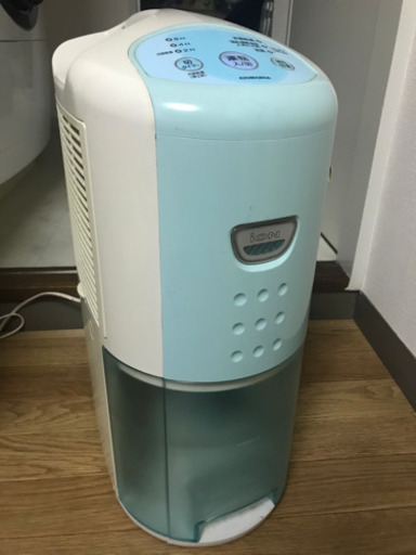 【値下げ】コロナ　衣類乾燥除湿機　CDPi637