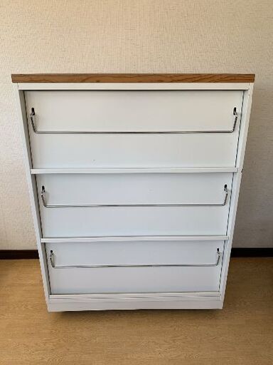 3段ブックスタンド