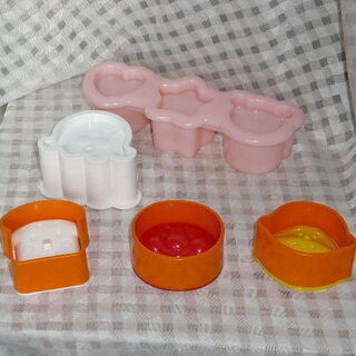 お得　アンパンマン　しょくぱんまん　カレーパンマン　ハート　星　...