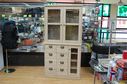 使用期間半年！ (株)ベガコーポレーション 食器棚 幅90×奥42×高181cm カップボード カントリー風 ☆ PayPay(ペイペイ)決済可能 ☆ 札幌市 清田区 平岡