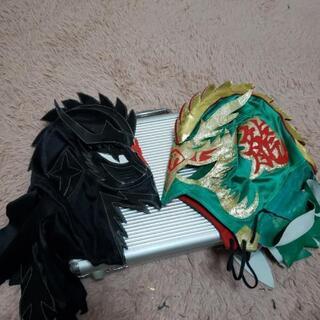 プロレスの本物のマスクをまとめて売ります。の画像