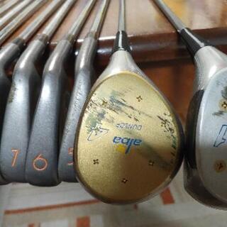 レディース 右利き用ゴルフクラブセット　バッグ の画像