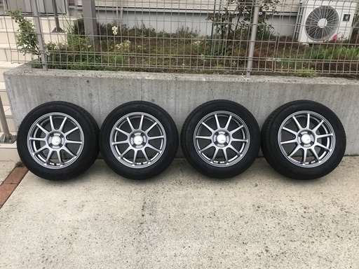 夏タイヤホイールセット　SSR　GTV02 15インチ ６J +45 PCD100 ４穴  ヨコハマ ブルーアースGT 185/60R15　４本セット　ホンダ　フィット　GK4で使用