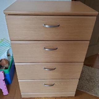 4段衣装タンス　ほぼ未使用！