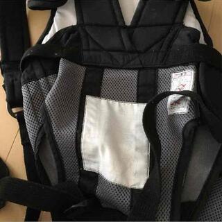 コンビ ニンナナンナ だっこ紐の画像