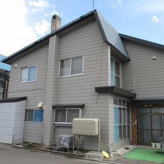 ペット飼育可能な松川町の大きな貸家、初期費用は家賃のみ、エアコン...