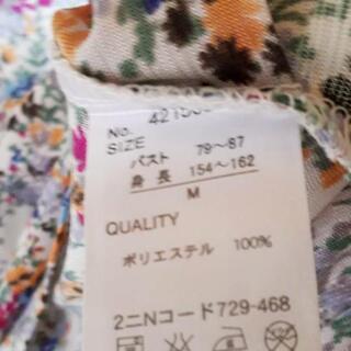 急募🔊未使用に近い❕花柄 2wey 紐 トップス Mの画像