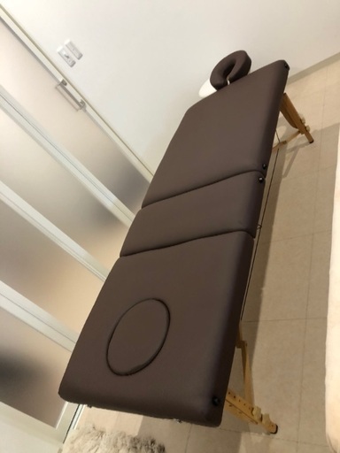 エステ、リラクゼーション、施術ベット