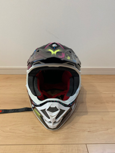 オフロードヘルメット　PROGRIP 軽量　未使用