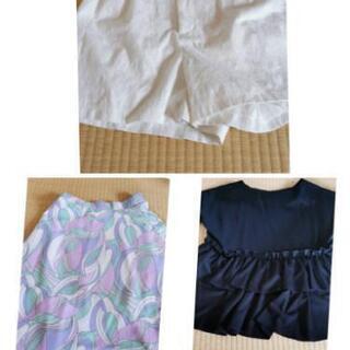 洋服たちの画像