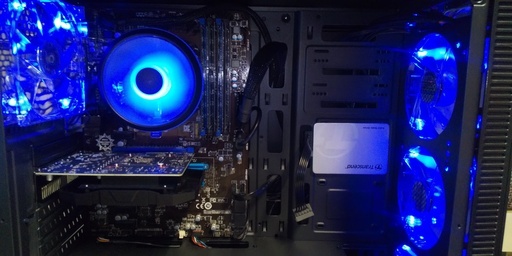 爆速！！自作！i7 4790K/32G/256G