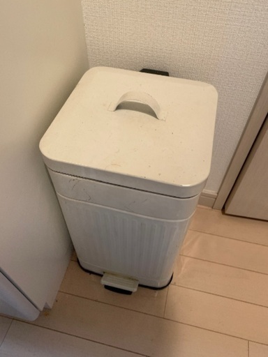 ゴミ箱