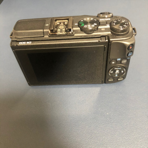 EOS M3 レンズ付き ミラーレス一眼