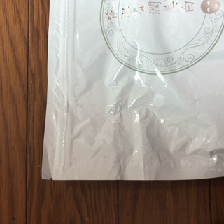 値下げ！未開封！COSBeautyホワイトマスク30枚入の画像