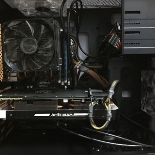 デスクトップパソコン Corei7-4790/GTX1070Ti/メモリ16GB