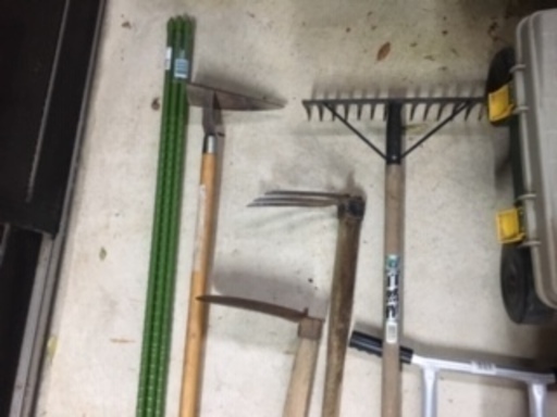 野菜づくり本・鍬・レーキ・三角ホー・作業用台車etc