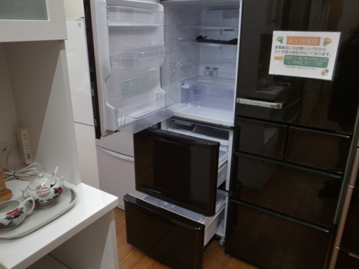シャープ 350L冷蔵庫 SJ-PW35 2016年製【モノ市場東浦店】41