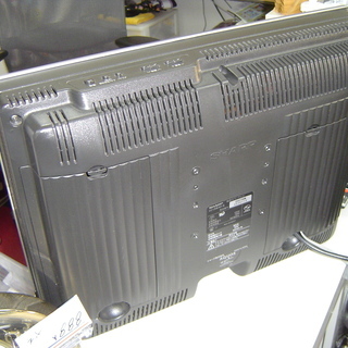 シャープ　20インチ　2007年製　リモコン・脚ありませんの画像