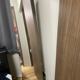 姿見　シンプル　モダン　割れています