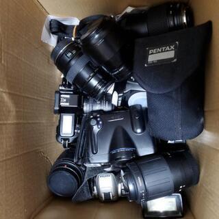 動作未確認のためジャンク カメラの画像