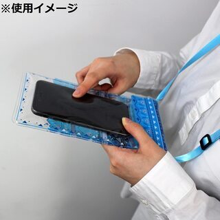 【新品！】サンリオ ドラえもん 防水マルチケースの画像