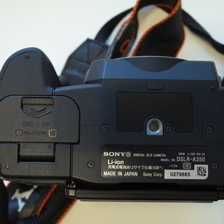 SONYデジタル一眼α350レンズ付きの画像