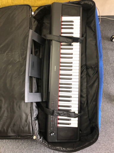 美品！ヤマハ piaggero NP-12 2017年製 黒 61鍵 ケース＆ペダルつけます