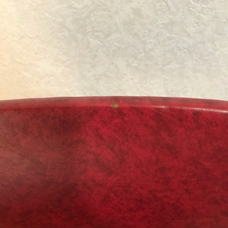 赤い椅子の画像