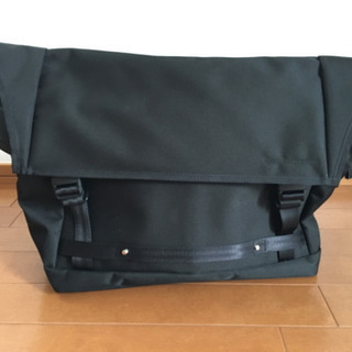 【値下げしました】beruf baggage メッセンジャーバッグ blackの画像