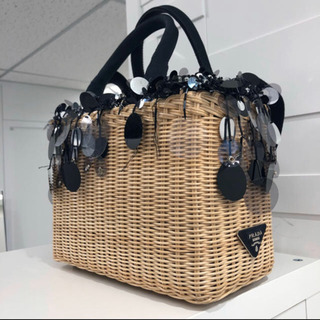 PRADA かごバッグ　プラダ　サマーバッグ　籠バッグ　カゴバッグ