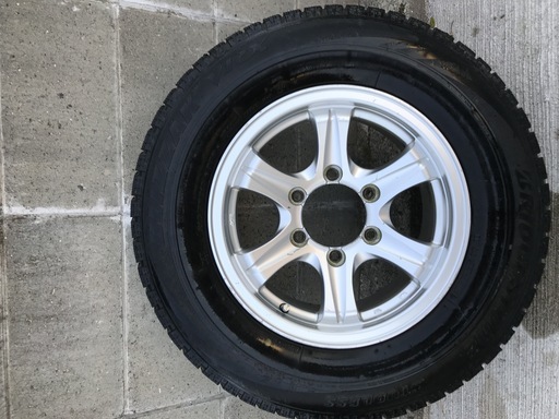 ハイエース　200系　ホイール　スタッドレス４本セット
