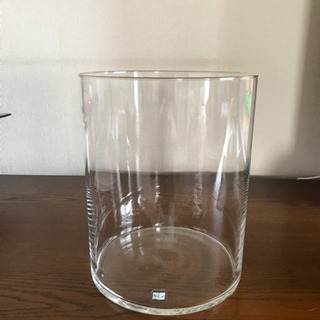 ガラス製フラワーベース　大