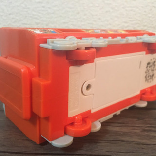 アンパンマン電車のおもちゃの画像
