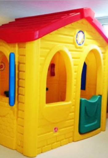 プレイハウス
