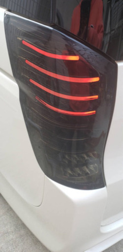 ヴァレンティ ジュエルLEDテールランプステップワゴンRK5