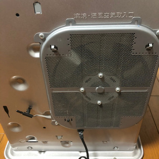 石油ファンヒーターの画像