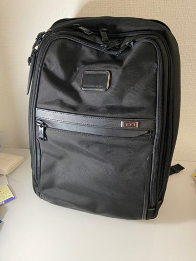 Tumi スリムバックパック