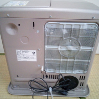 コロナ石油ファンヒーター　２０１５年製の画像