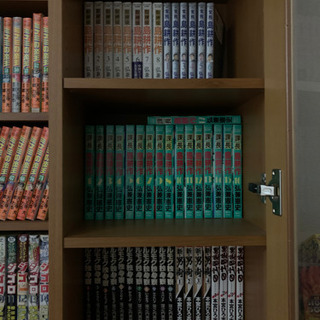 昔の人気マンガ530冊と本棚セット！