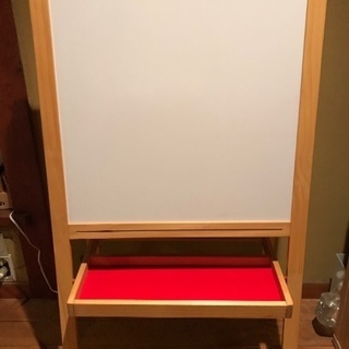 IKEAホワイトボード　0円［傷あり］の画像